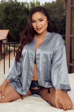 Hot Pornstar Michelle Maylene Getting Naked